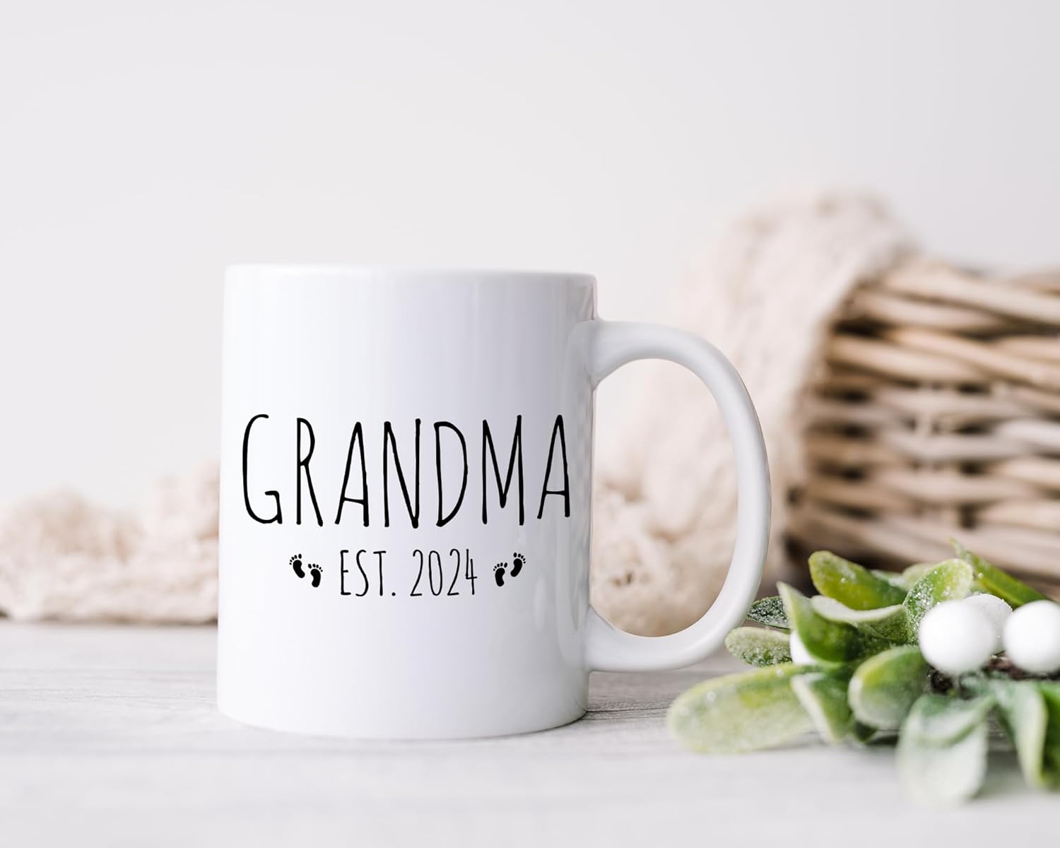 Exxtra Gifts Taza con texto en inglés “Grandma Est 2024 Promoted To Grandmother Grandma To Be Cup For Pregnancy Announcement” de 11 onzas, color