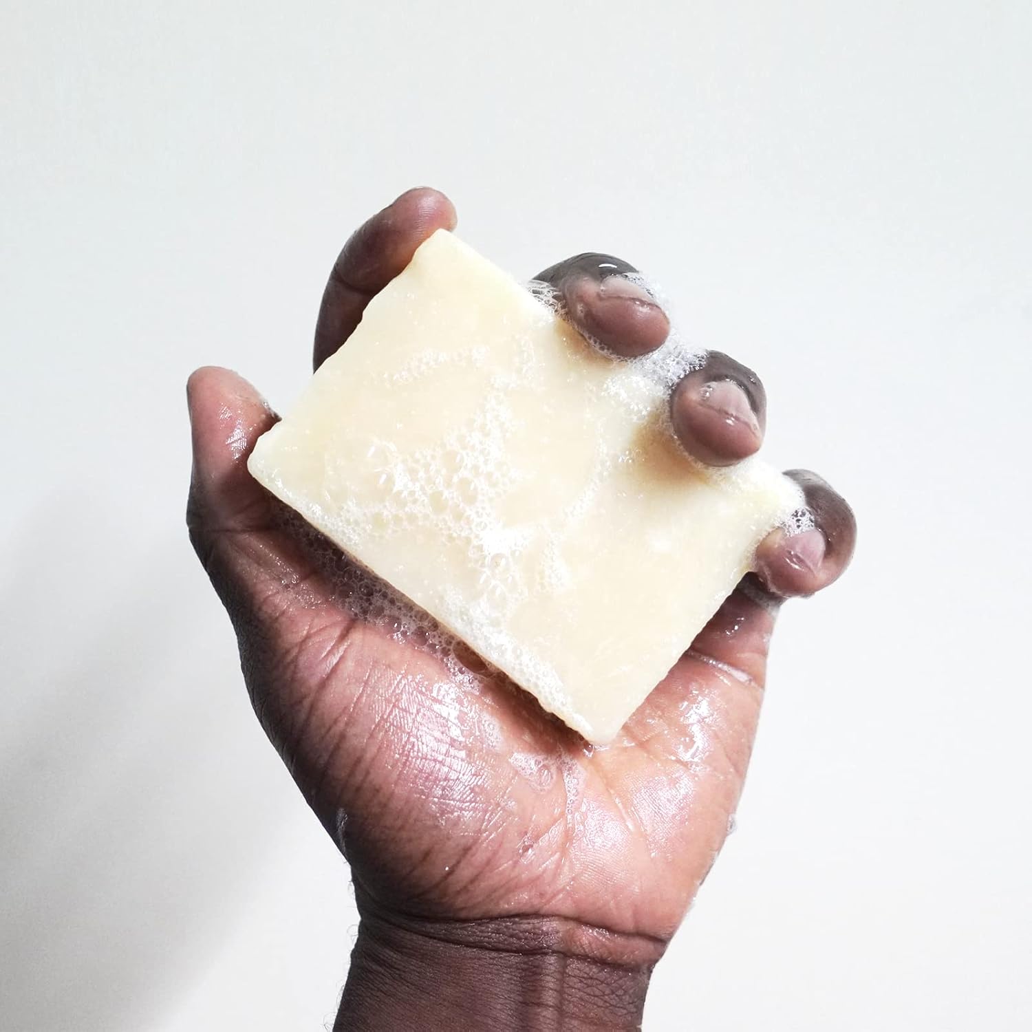 renew bath + body – Jabón en barra natural, Gardenia y limón, hecho a mano en los Estados Unidos por Cold Process con una mezcla de aceite