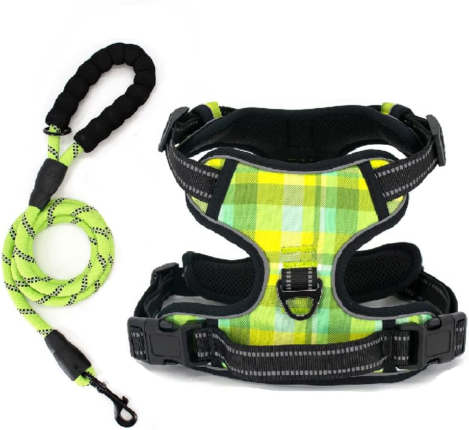 COVONEE Arnés sin tirones para perro, ajustable, reflectante, Oxford, de fácil control, arnés para perro mediano y grande con una correa de perro