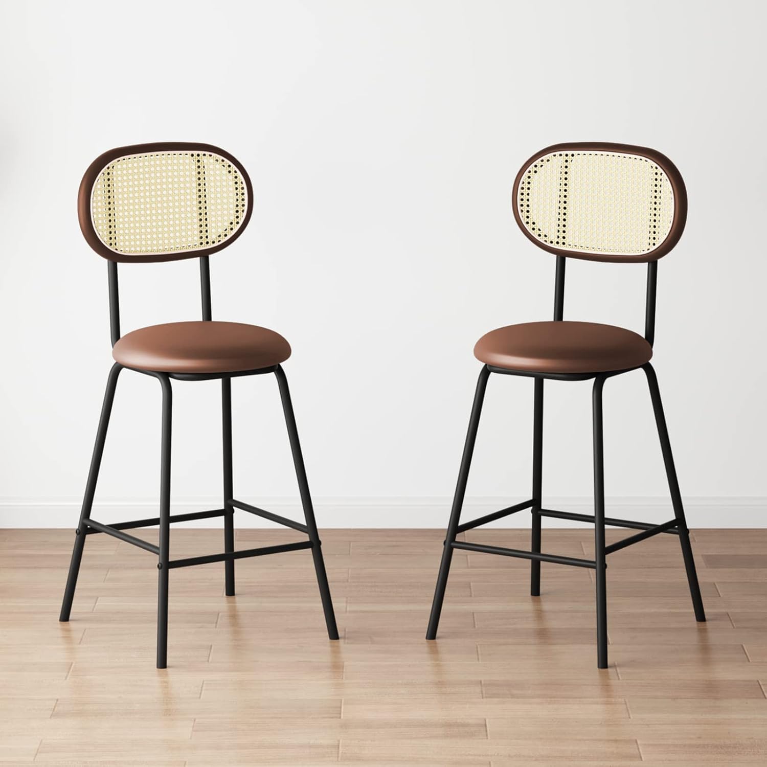 Mjkone Juego de taburetes de bar de cuero de 2.24 pulgadas para interiorexterior, silla de comedor con respaldo de ratán, taburete de bar de altura