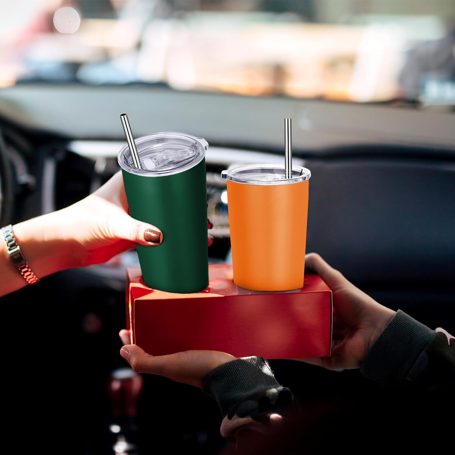 VEGOND Vaso de acero inoxidable de 20 onzas con tapa y pajita, aislado al vacío, taza de café de viaje de doble pared (paquete naranja 1)