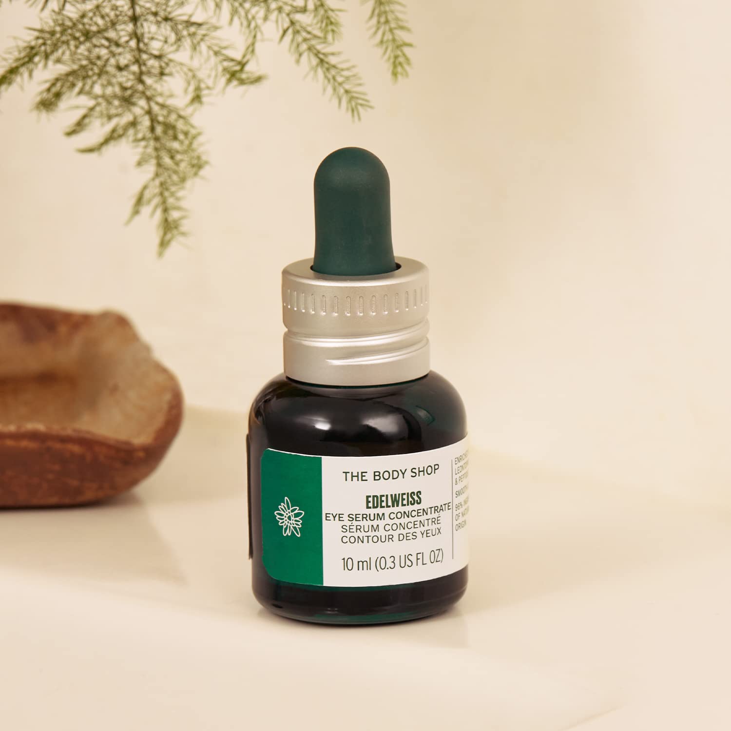 The Body Shop Edelweiss Concentrado de Ojos  Suaviza el área debajo de los ojos  Vegano  0.3 fl oz