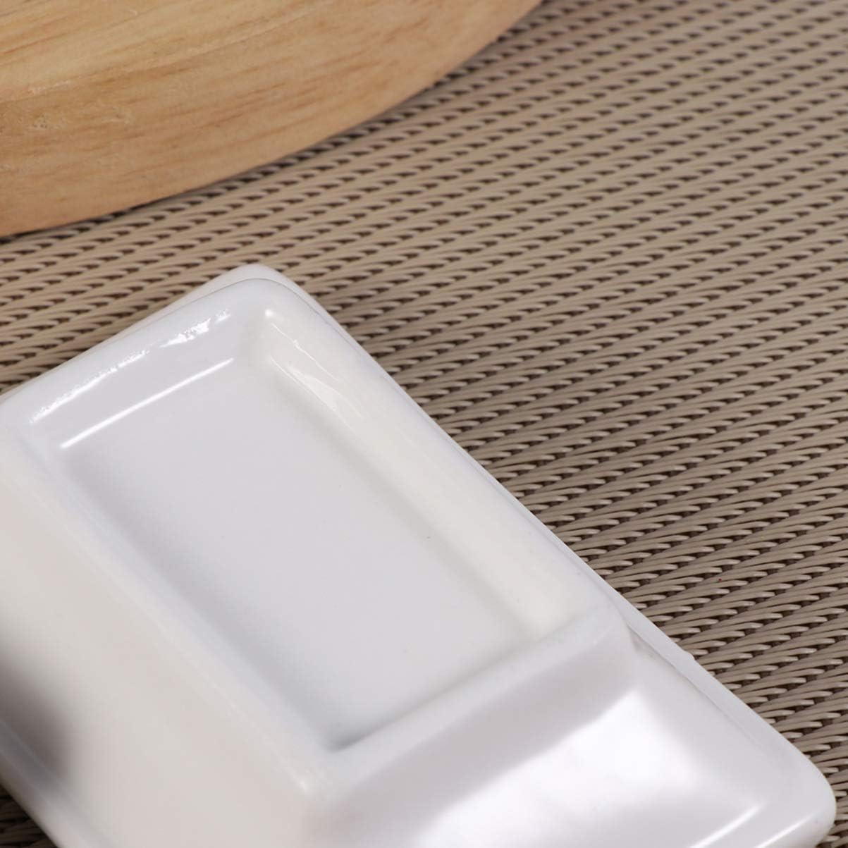 Hemoton Bandeja cuadrada para servir, 4 platos de salsa de cerámica blanca, cuencos de inmersión, platos de condimentos, platos de sushi, platos de