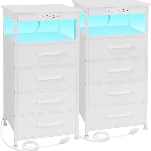 LOAKEKEL Juego de 2 mesitas de noche blancas con estación de carga, mesas auxiliares LED con puertos USB C y 2 tomas, mesita de noche con 4 cajones LOAKEKEL Juego de 2 mesitas de noche blancas con estación de carga, mesas auxiliares LED con puertos USB C y 2 tomas, mesita de noche con 4 cajones