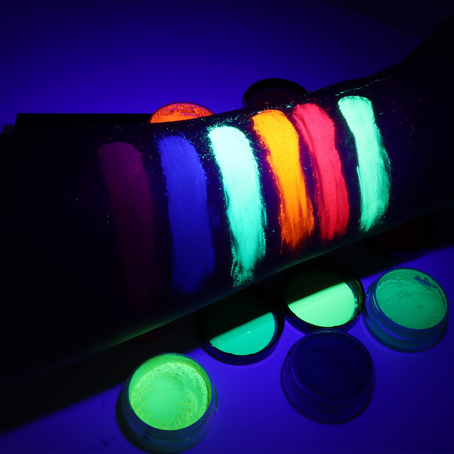 FindinBeauty Pigmento de neón en polvo de sombra de ojos reactivo UV que brilla en la luz negra, 6 colores verdaderos brillantes mezclados para