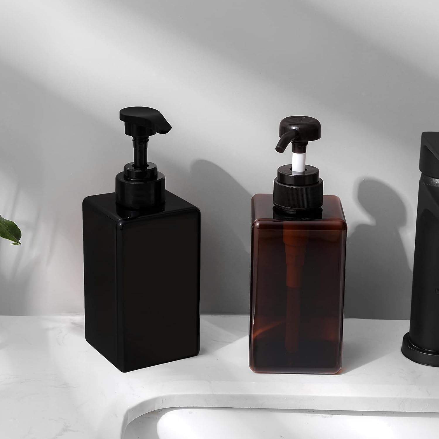 Dispensador de jabón de manos de 15 onzas, botellas de plástico rellenables, dispensador de loción vacía, contenedor de líquido para baño, cocina,