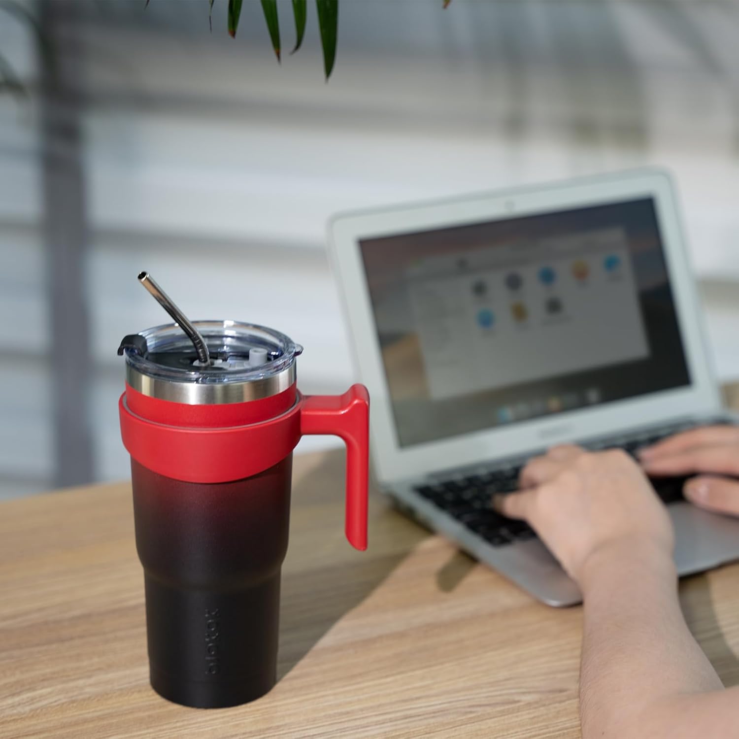 BJPKPK Vaso aislado de doble pared de acero inoxidable de 20 onzas con asa y tapa de pajita, luna de sangre