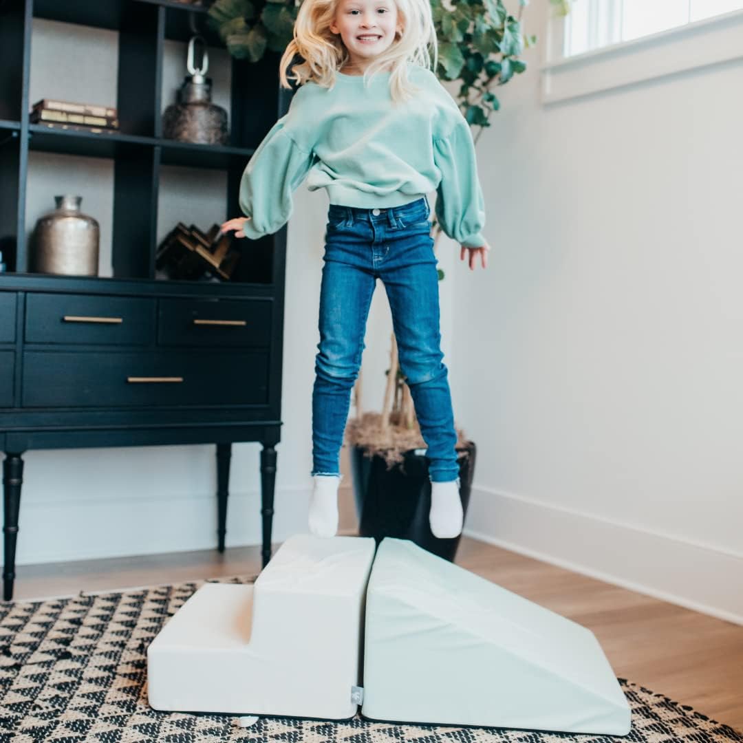 Foamnasium Juego de espuma para interiores, 2 piezas suaves para niños pequeños y activos, escalador de espuma para equilibrar, gatear, escalar,