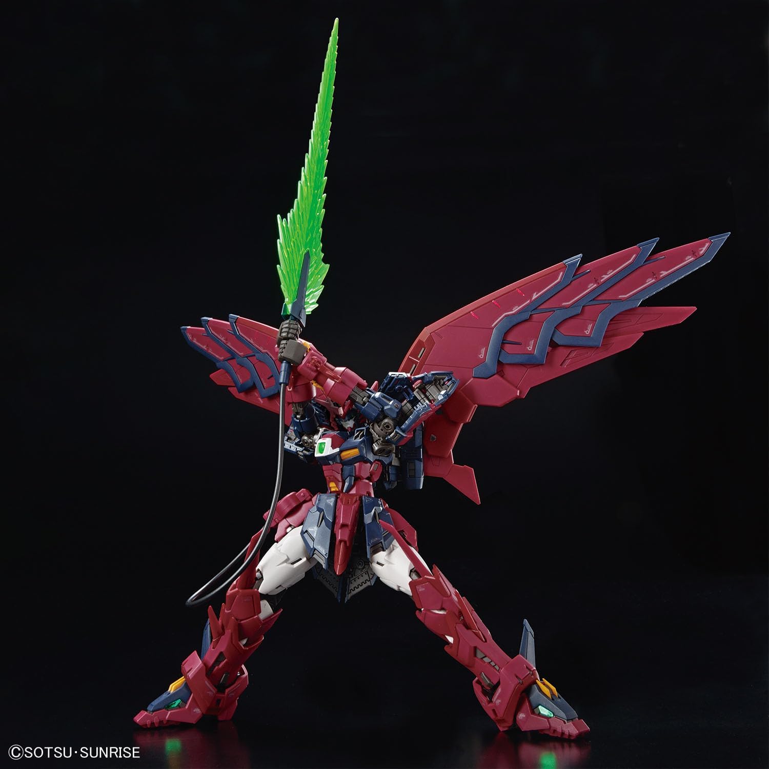 Bandai Hobby – Gundam Wing – #38 Gundam Epyon, Bandai Spirits RG 1144 Model Kit