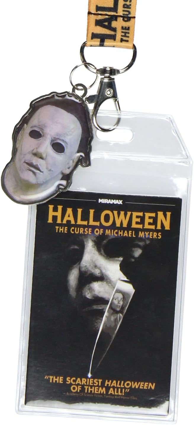Halloween La maldición de Michael Myers – Soporte transparente para tarjetas de identificación con colgante de metal de 2 pulgadas