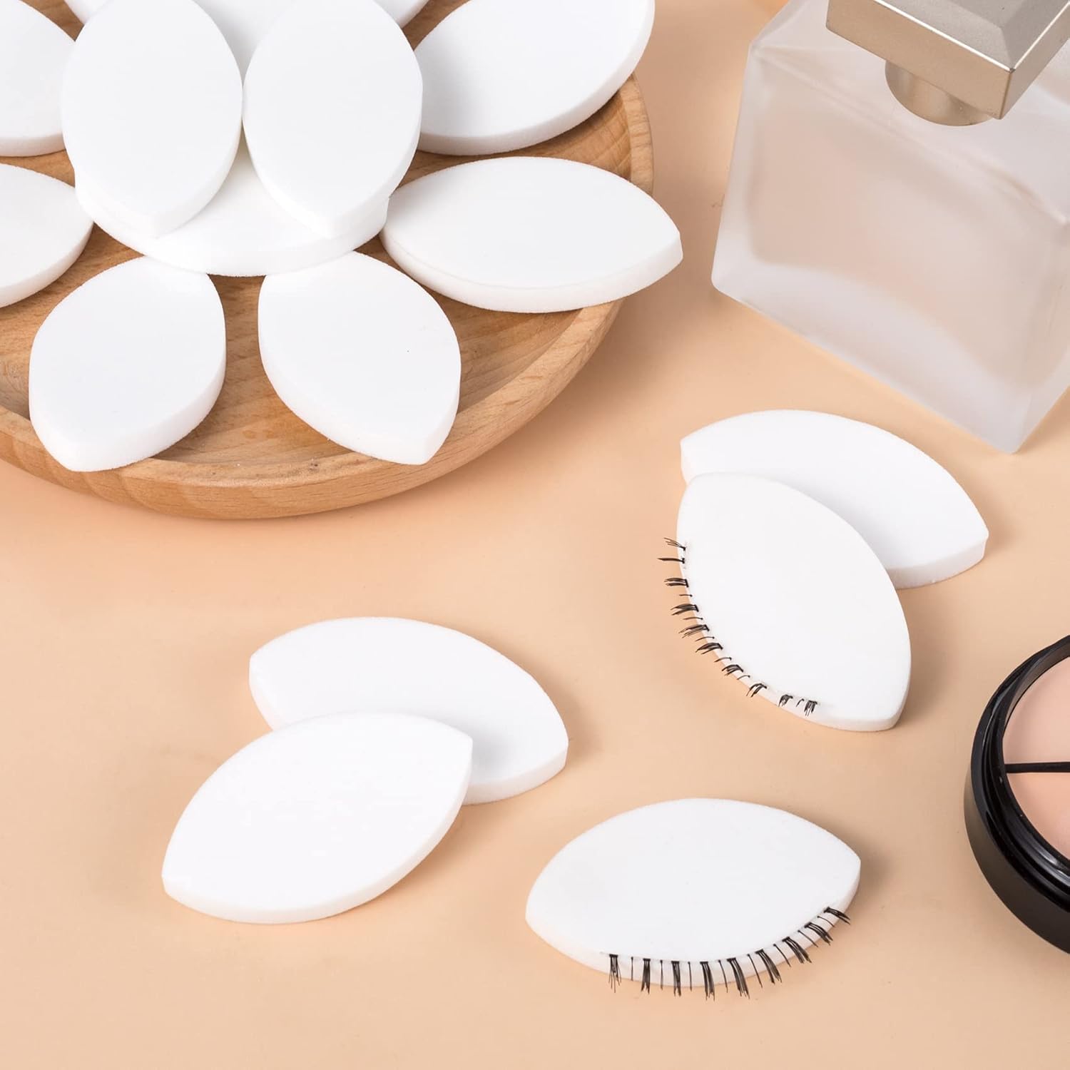 OIIKI 60 esponjas de práctica en forma de ojo, esponja de ejercicio de pestañas, color blanco, esponjas de práctica para principiantes, suministros