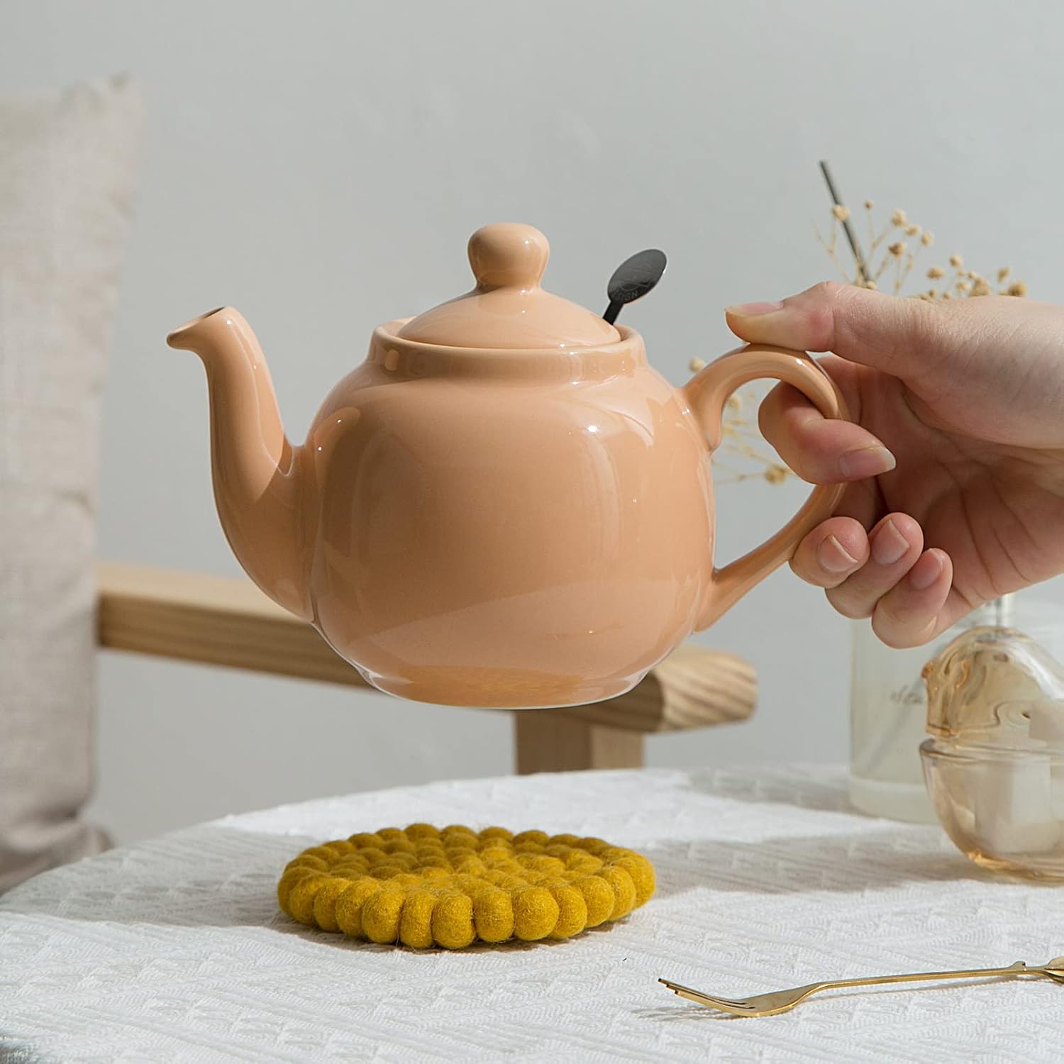 Tetera Farmhouse con infusor, cerámica, albaricoque, 2 tazas (20.3 fl oz)