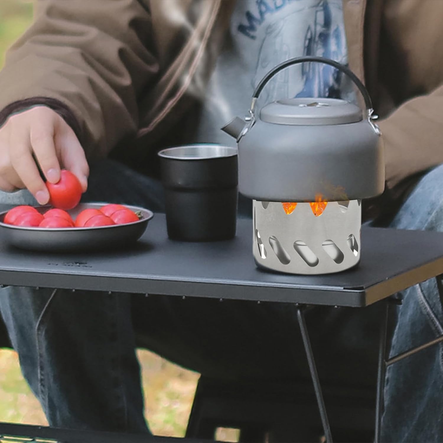 Mini estufa de mochilero de alcohol, quemador portátil de aluminio ultraligero con soporte para acampar senderismo y picnic L 80ML