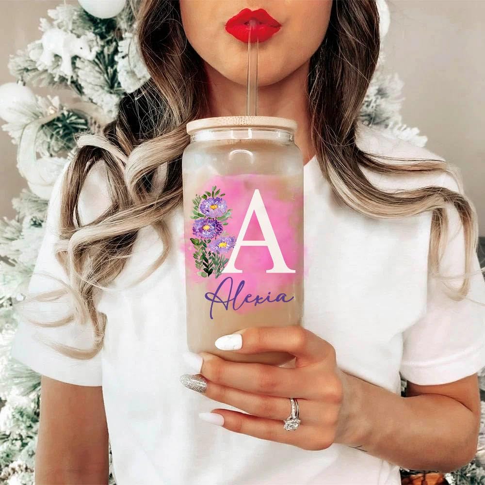 Vaso personalizado con nombre, regalo para ella, vaso delgado de 20 onzas, vaso de vidrio personalizado con nombre floral, vaso de dama de honor,