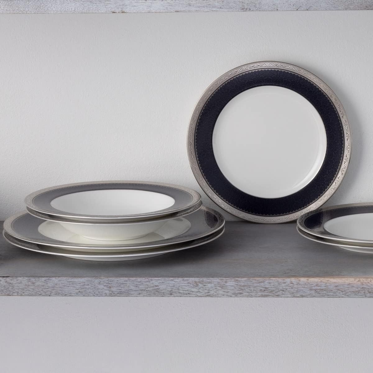 Noritake Odessa Cobalt Platinum – Juego de 12 piezas, color azulblanco