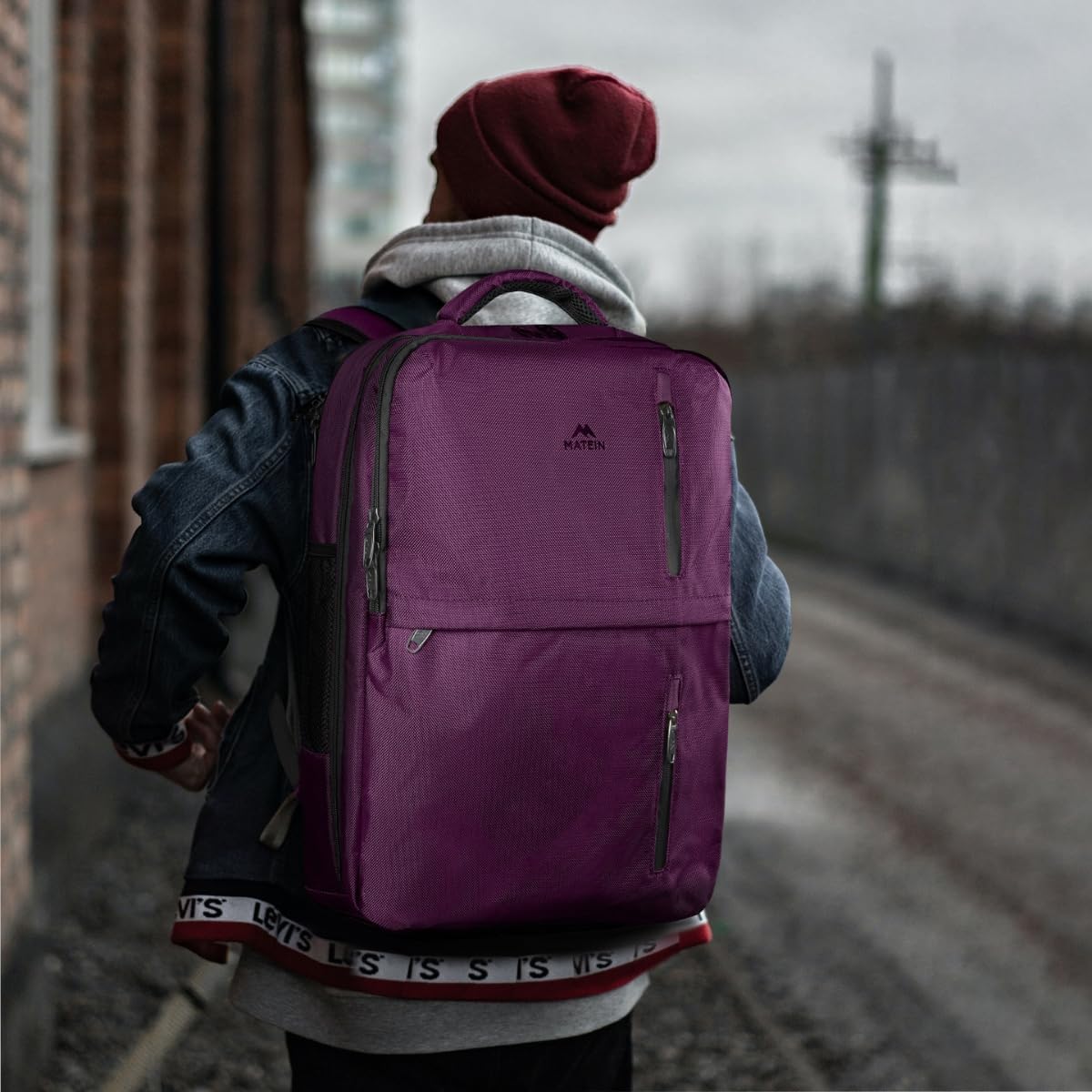 MATEIN Mochila de viaje, mochila de viaje grande para laptop de viaje de 40 L aprobada para hombres y mujeres