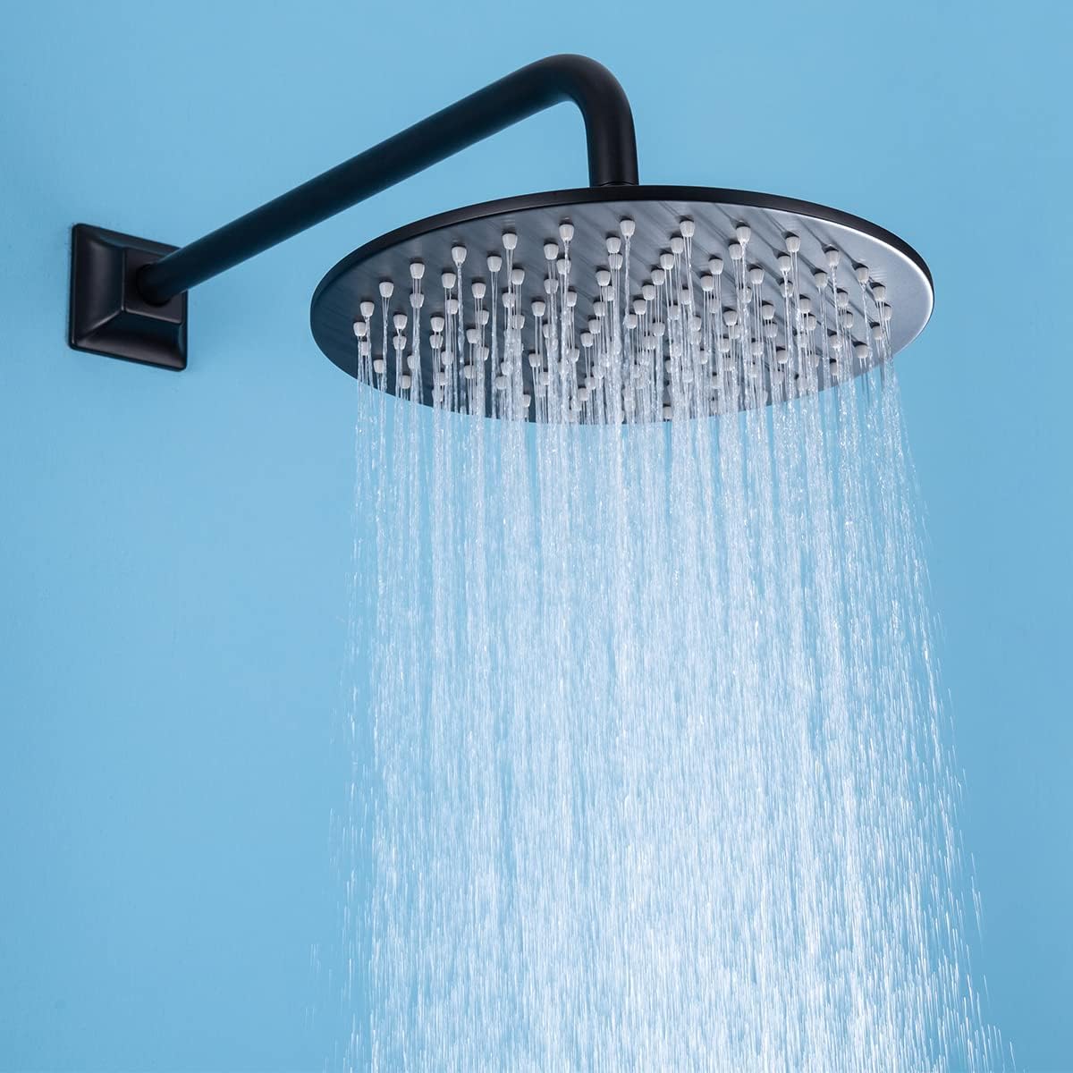 Brazo de ducha de barrido de 16″ largo montado en la pared Extensión de cabezal de ducha negra con brida cuadrada, conexión estándar de 12″