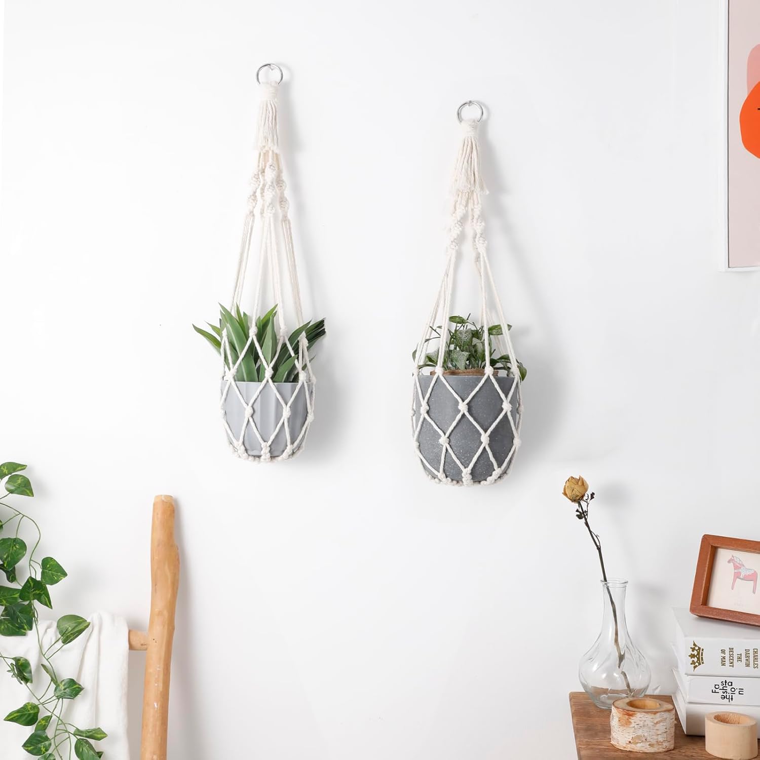 Artilady Colgador de macramé para plantas, maceta colgante grande para plantas de interior, cuerda de algodón blanco, cesta colgante para plantas,
