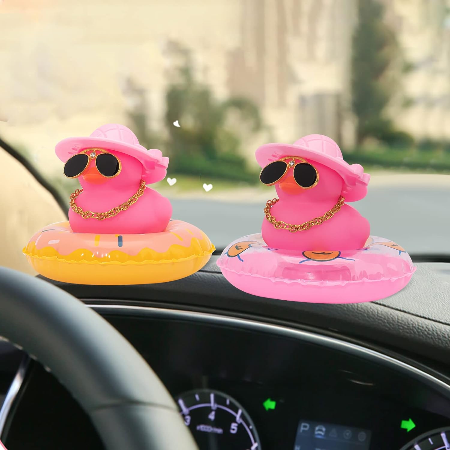 wonuu Adorno de pato para automóvil, decoración de tablero de goma para tablero de automóvil, accesorios con anillo de natación, gafas de sol,