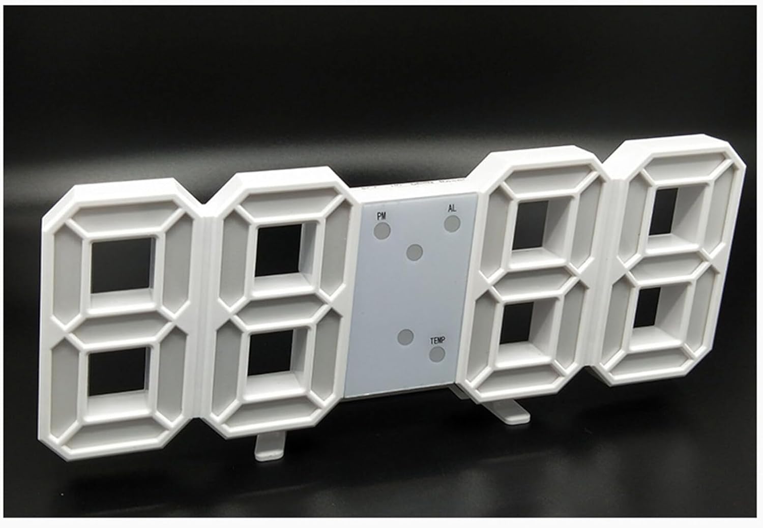 iFCOW Reloj despertador digital 3D, despertador LED de escritorio, alimentado por USB, con 3 alarmas, pantalla de fecha y temperatura, fácil de leer