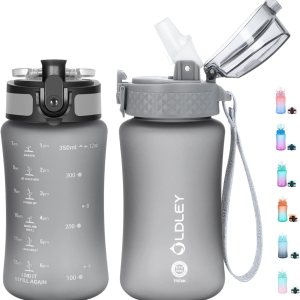Botella de agua de 12oz para niñosniñas pequeños, sin BPA, con marcador de tiempo que motiva a beber, 2 tapas de popoteboquilla, abre con un solo Botella de agua de 12oz para niñosniñas pequeños, sin BPA, con marcador de tiempo que motiva a beber, 2 tapas de popoteboquilla, abre con un solo