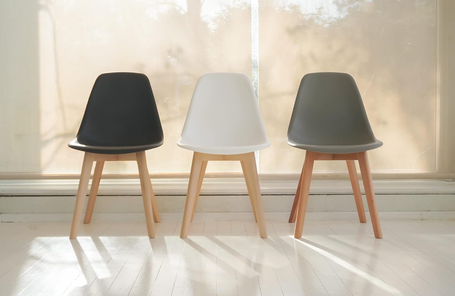 +gardenlife Magnolia Nordic Chair Design – Sillas sin brazos laterales de plástico de madera para comedor  Juego de 4  Blanco