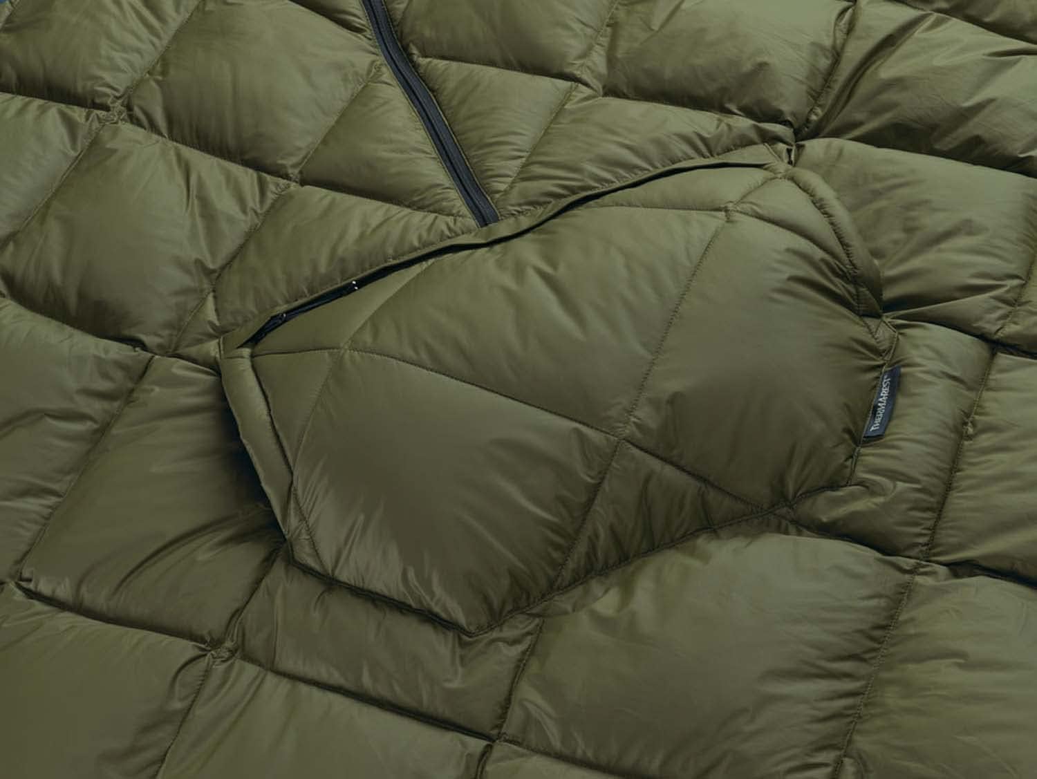 Therm-a-Rest Poncho estándar Honcho Down Wearable Camping Manta
