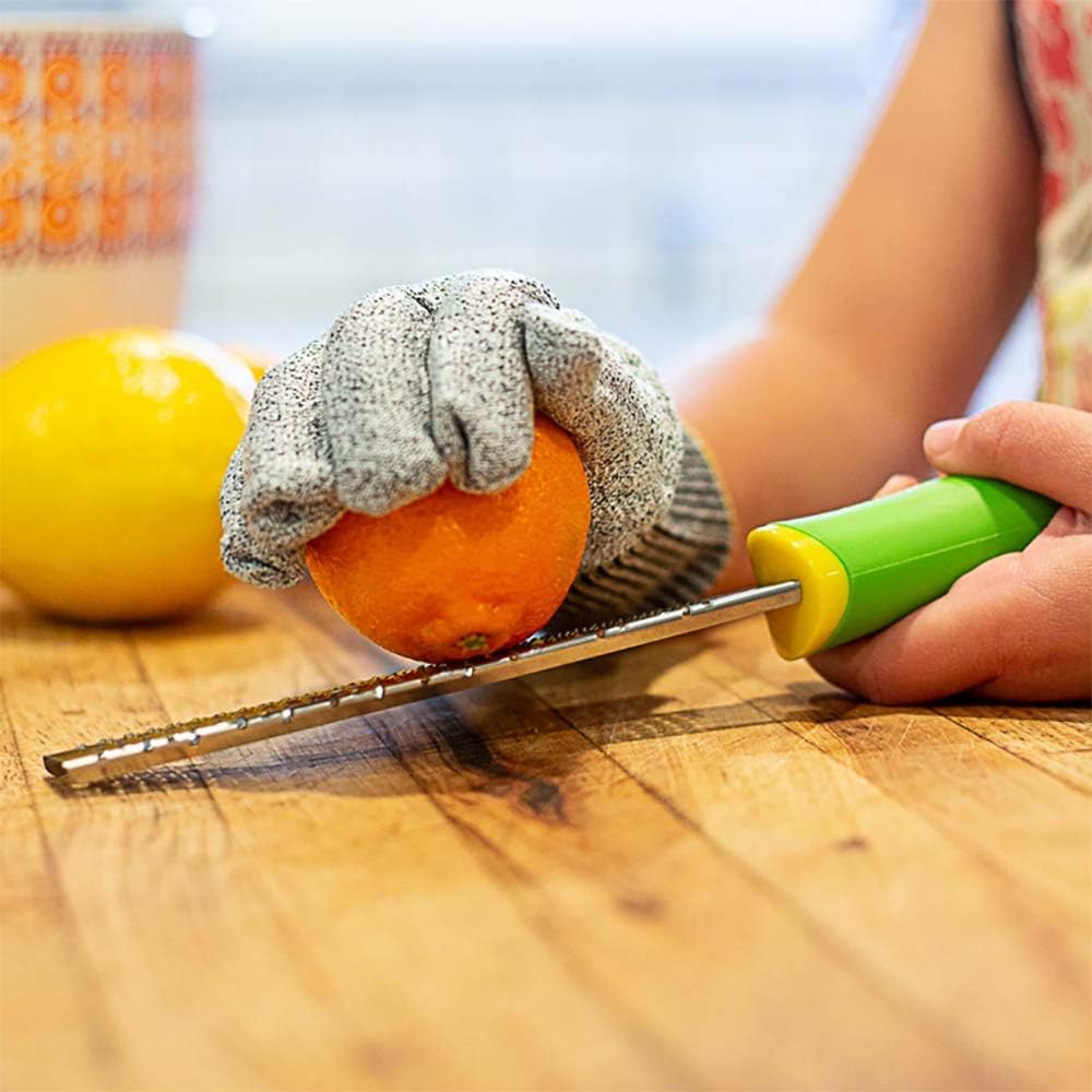 Microplane Juego de regalo de cocina para niños, guante protector resistente a los cortes y rallador de picadura