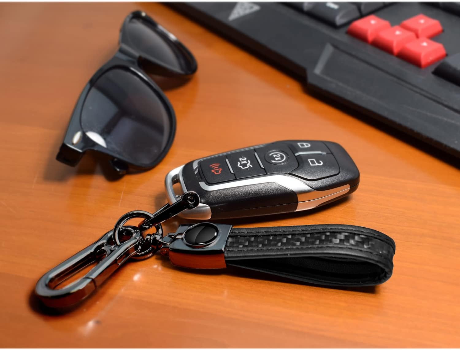 Para Chevrolet Corvette C8 – Llavero con correa de fibra de carbono, color negro real, con licencia oficial