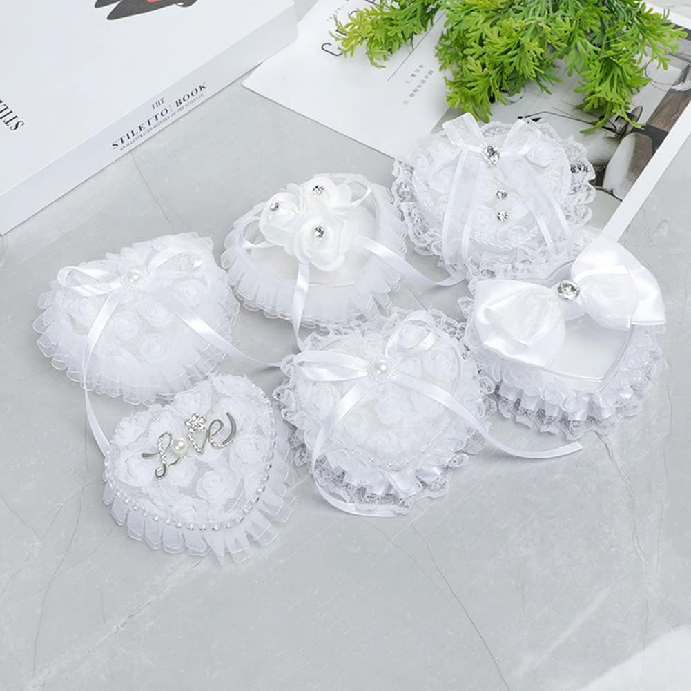yuanxue Caja de soporte para anillo de boda en forma de corazón, almohada romántica para portador de anillo de encaje blanco, cojín romántico de