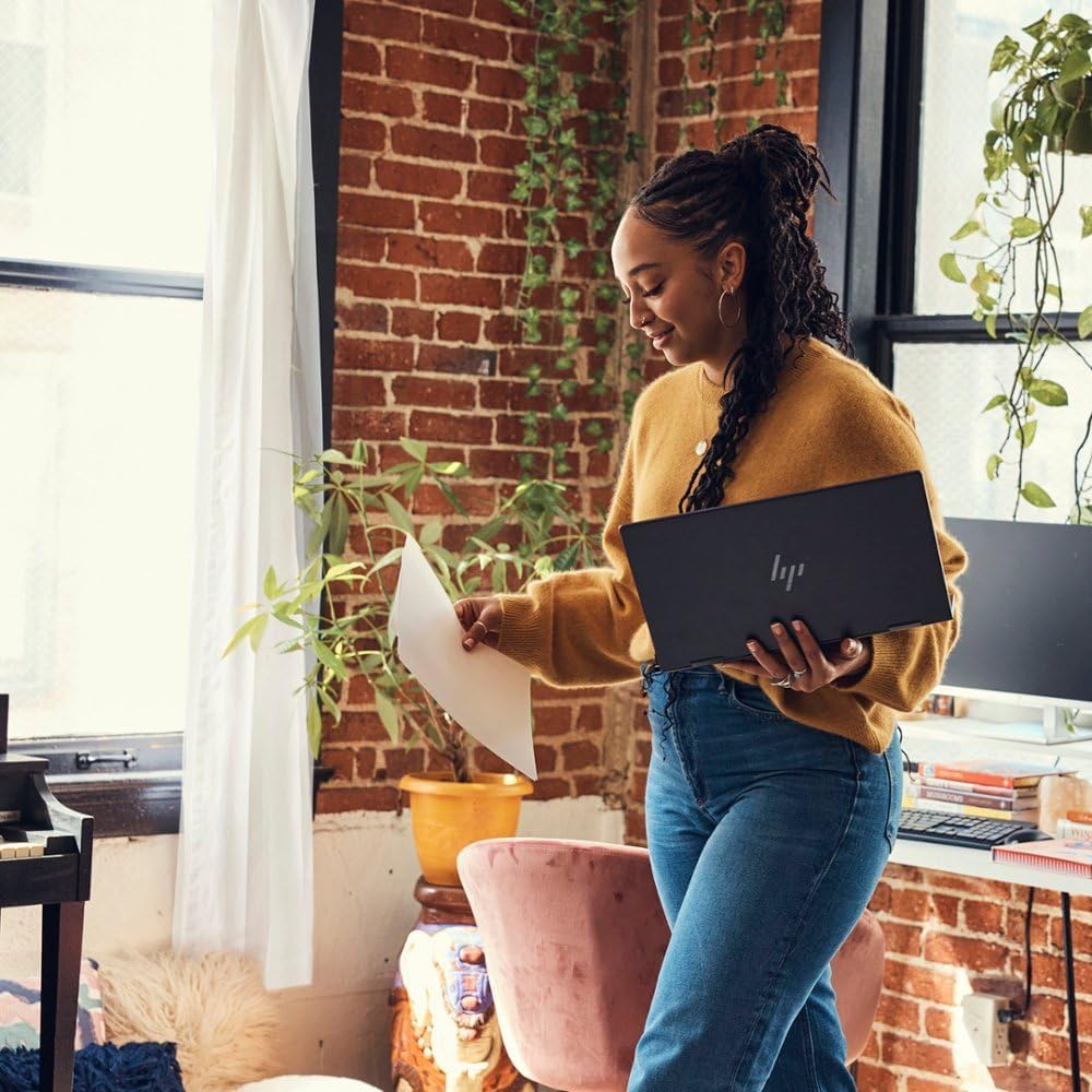 HP Portátil empresarial FHD de 17,3 pulgadas, Intel Core i5-1235U de 12 generación, 16 GB de RAM, SSD de 1 TB, Windows 11 Pro, cámara web, HDMI,