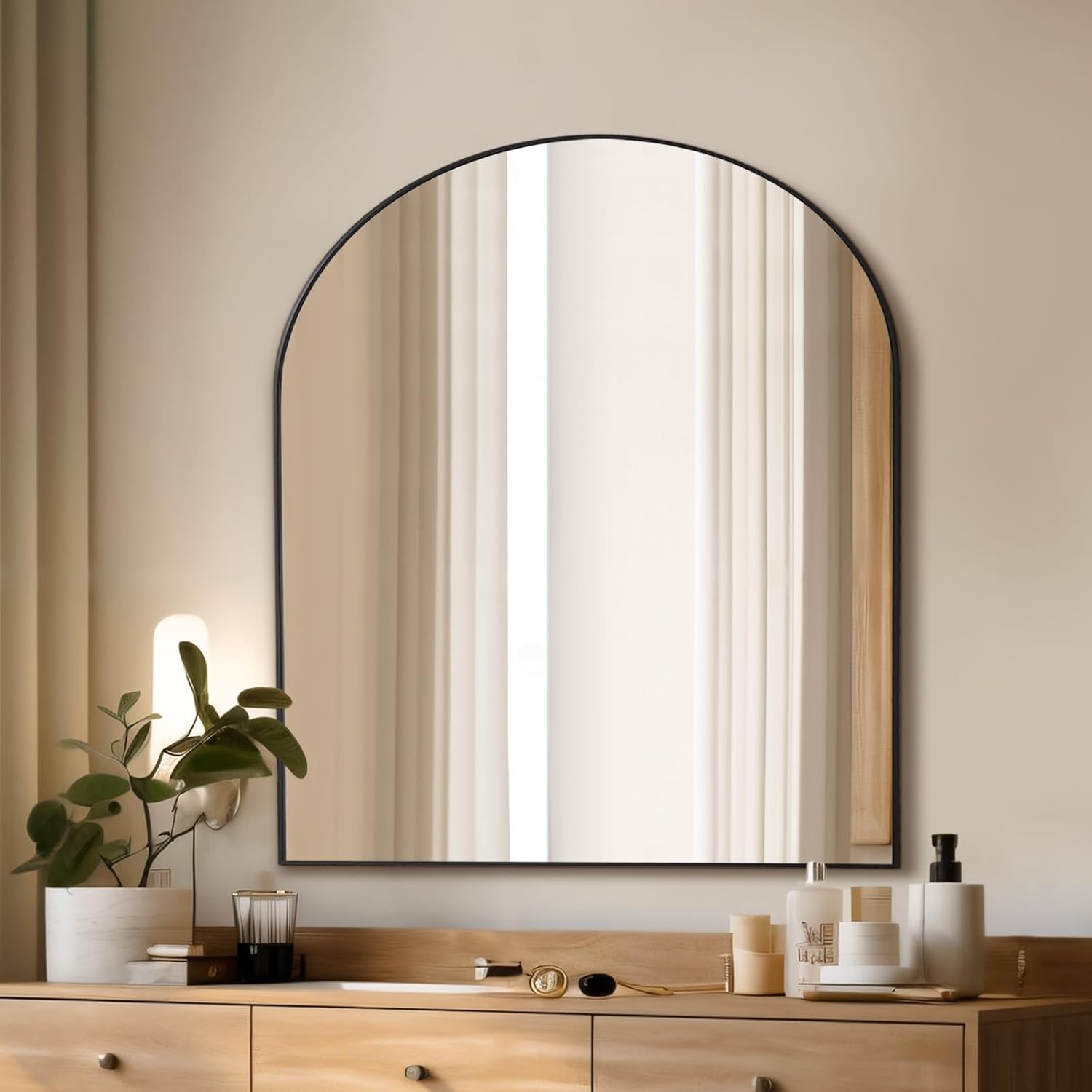 Mirrorons Espejo de baño arqueado de 33 x 31 pulgadas, espejo de pared moderno negro con marco de metal, espejo de tocador de baño con parte