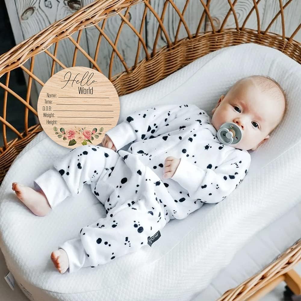 Tarjeta redonda de anuncio de nacimiento de madera personalizada para bebé recién nacido, placa de madera con el nombre del bebé y detalle de
