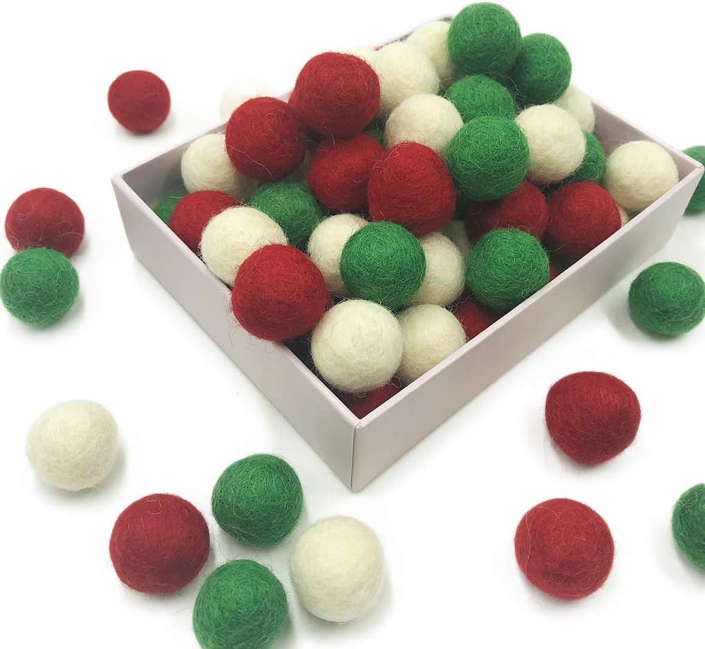 Bolas de fieltro de Navidad, color rojo, verde, blanco, 80 unidades, 0.8 in, para bricolaje, pompón, guirnalda de bolas de lana