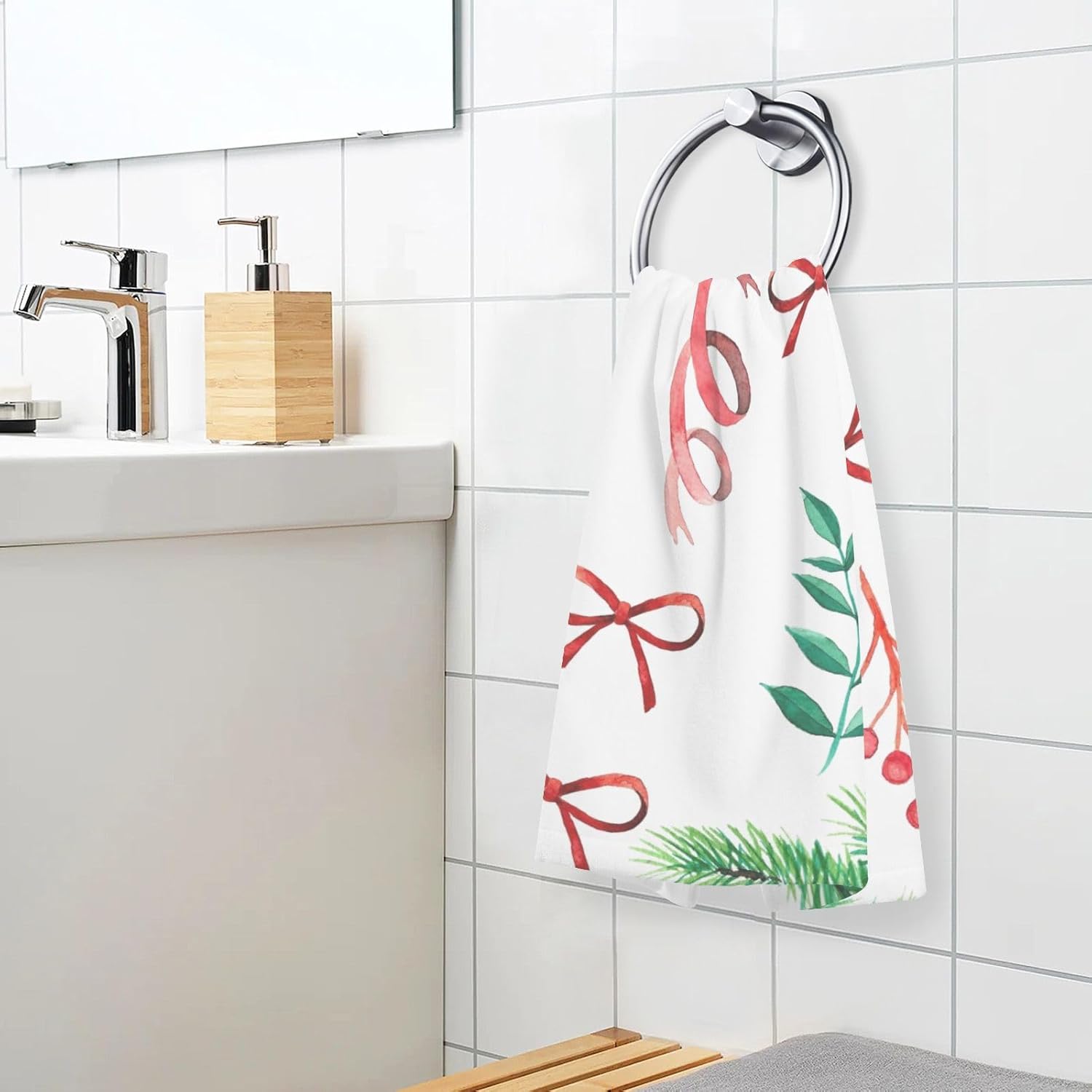 ZOEO Christmas Leaves and Berries Bath Hand Towels 2 Pcs Absorbent Face Towel Soft Breathable Cotton Towel Set for Bathroom Kitchen Hotel Spa Decor