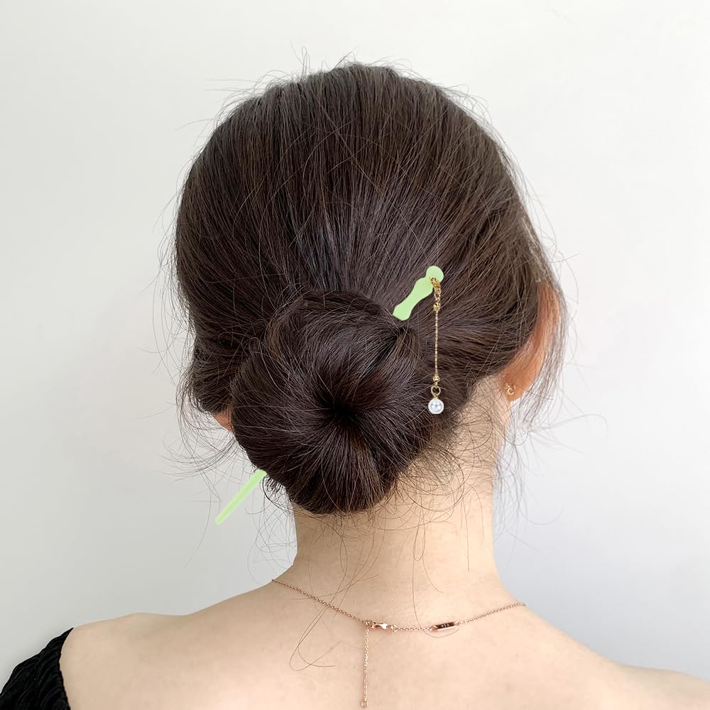 inSowni 8 piezas decorativas vintage retro tradicional asiático chino Hanfu verde falso jade palitos de plástico con colgantes de cuentas de flores,