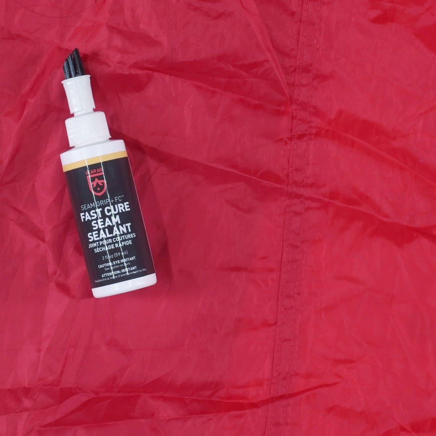 STAR BRITE Spray impermeabilizante, impermeable, repelente de manchas + protección UV, 64 onzas (081964) y sellador Gear AID Seam Grip FC de secado