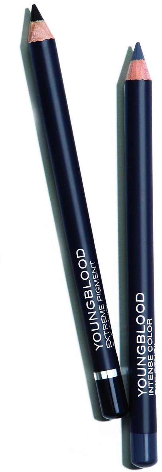 YOUNGBLOOD Lápiz de ojos con pigmento extremo, 0.04 onzas, color negro más negro