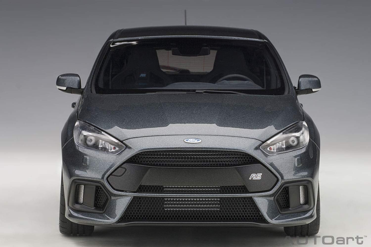 AUTOART 72954 Focus RS Stealth Gray Metallic 118 Model Car 2016