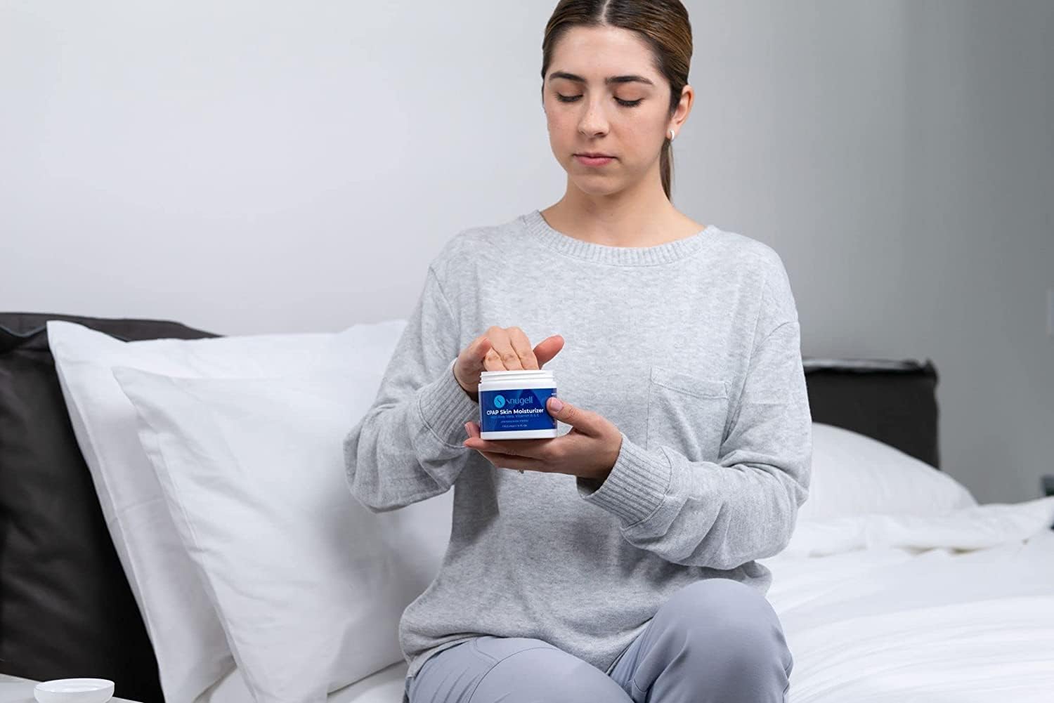Hidratante para la piel CPAP de Snugell  Crema facial diaria con aloe vera y vitamina A y E  Sin petróleo  Sin fragancia  No grasa  Especialmente