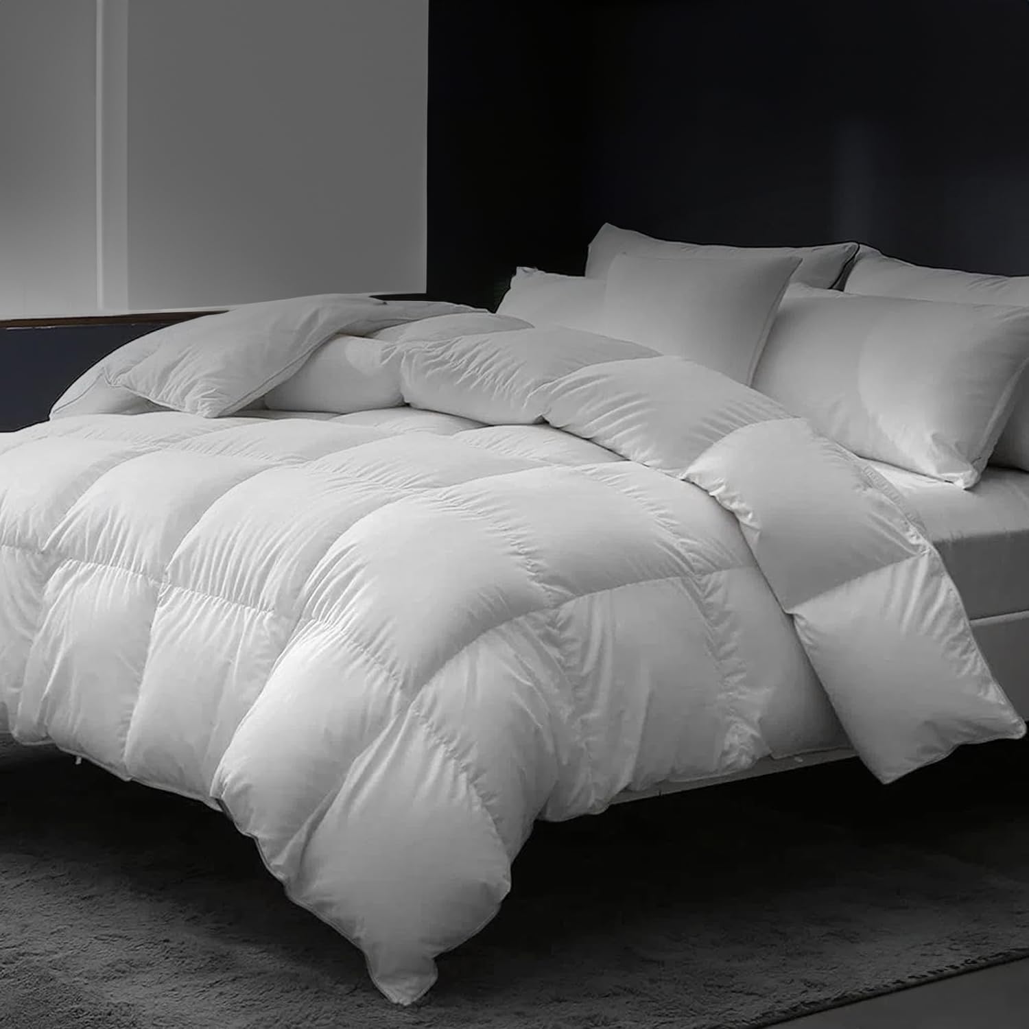 East Coast Bedding Cozy Dream – Edredón de plumón de ganso y plumas, tamaño Queen de 86 x 86 pulgadas, edredón de plumas refrescantes para todas las