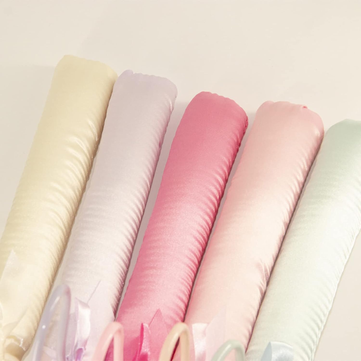 Fazanwey Perchas acolchadas para ropa, perchas de satén, perchas acolchadas para mujer, suéteres (5 unidades)