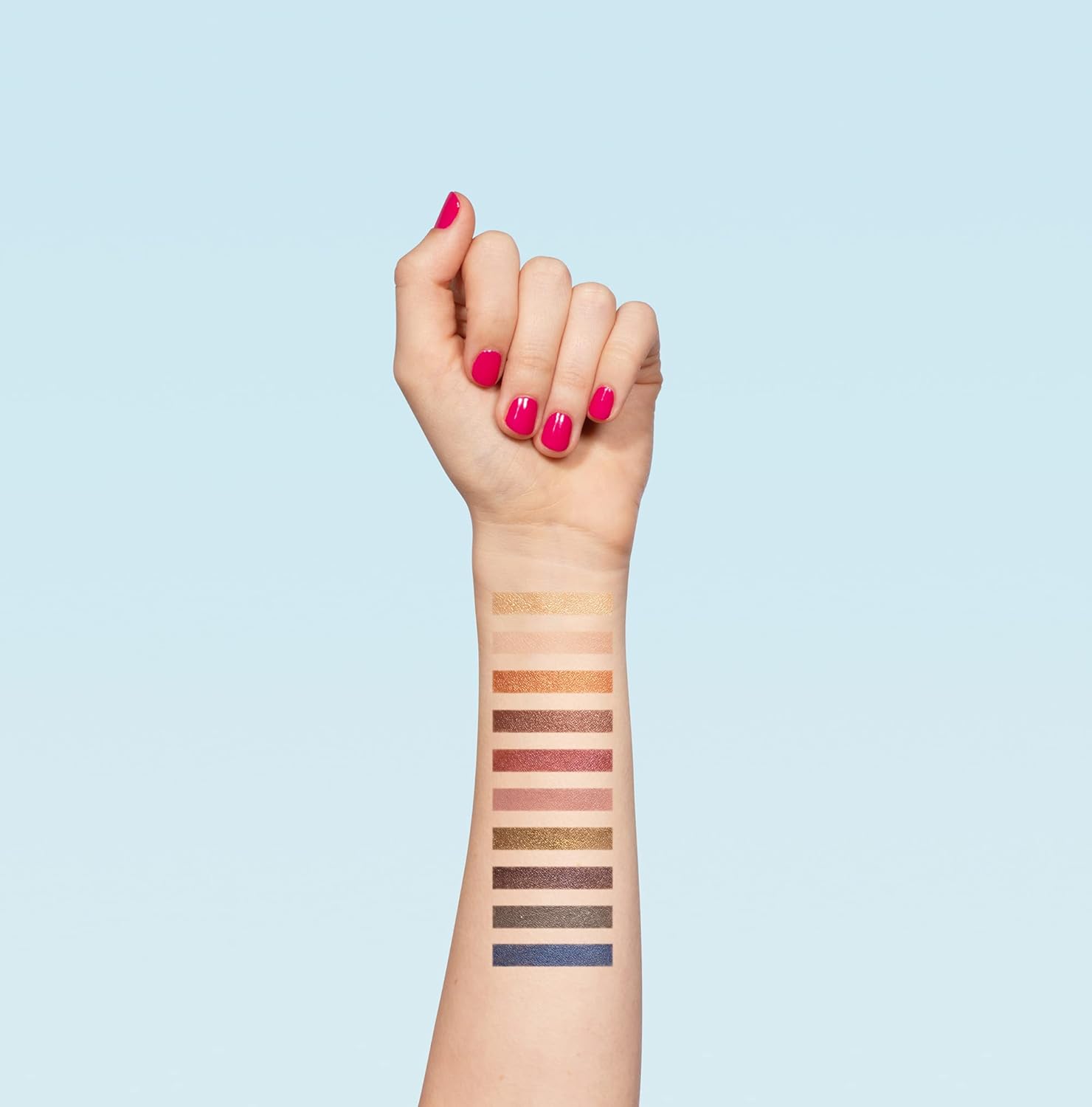 Sassy by Savannah Chrisley Bounce Back Queen Palette – Sombras de ojos pigmentadas mate y brillantes, viene con delineador de ojos negro, crea un