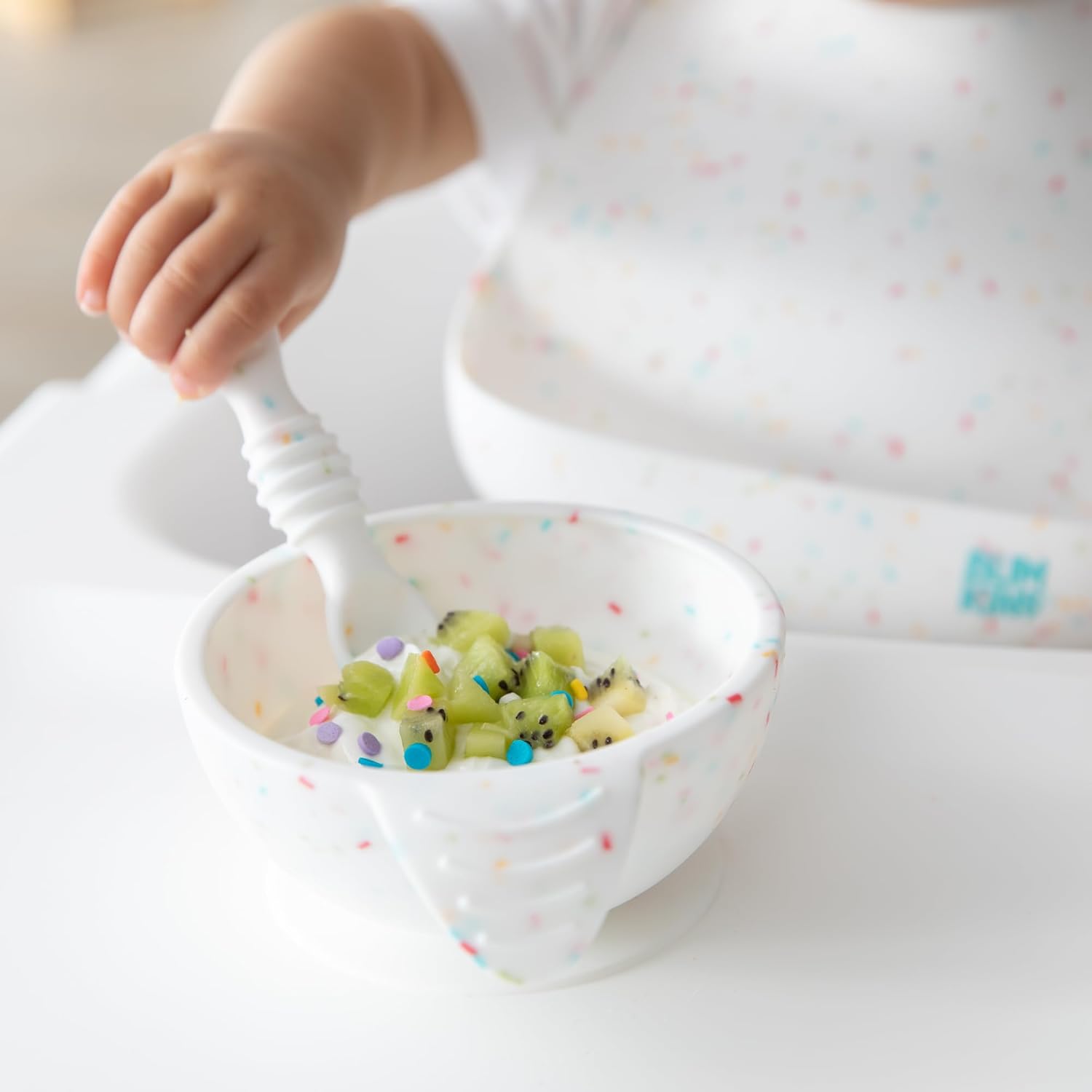 Bumkins Tazones para bebés, juego de alimentación de silicona, cuencos de succión para bebés y niños pequeños con cuchara y tapa, juego de primera