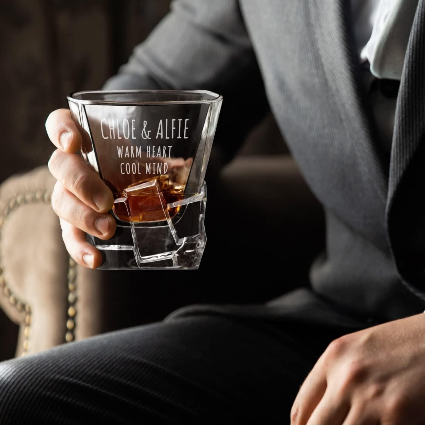 Maverton Vaso de whisky para parejas – Vaso con grabado láser – Diseño moderno – Elegante barware – Vidrio personalizado para aniversario – Para