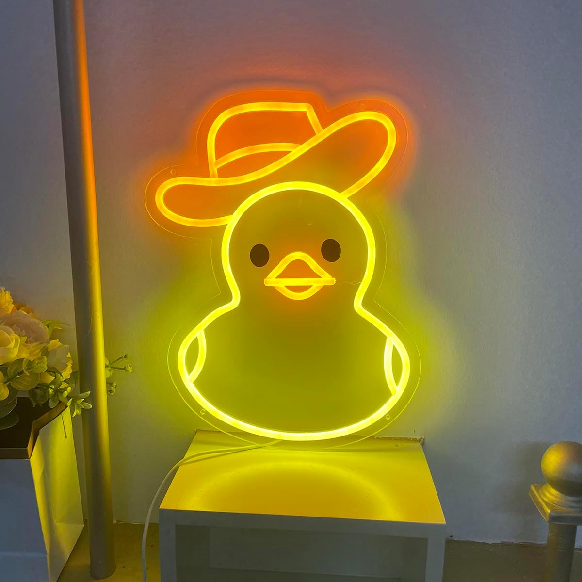 Sombrero de vaquero de anime, letrero de neón de pato para decoración de habitación de niños, lámpara de noche de animales para juegos, tienda, bar,
