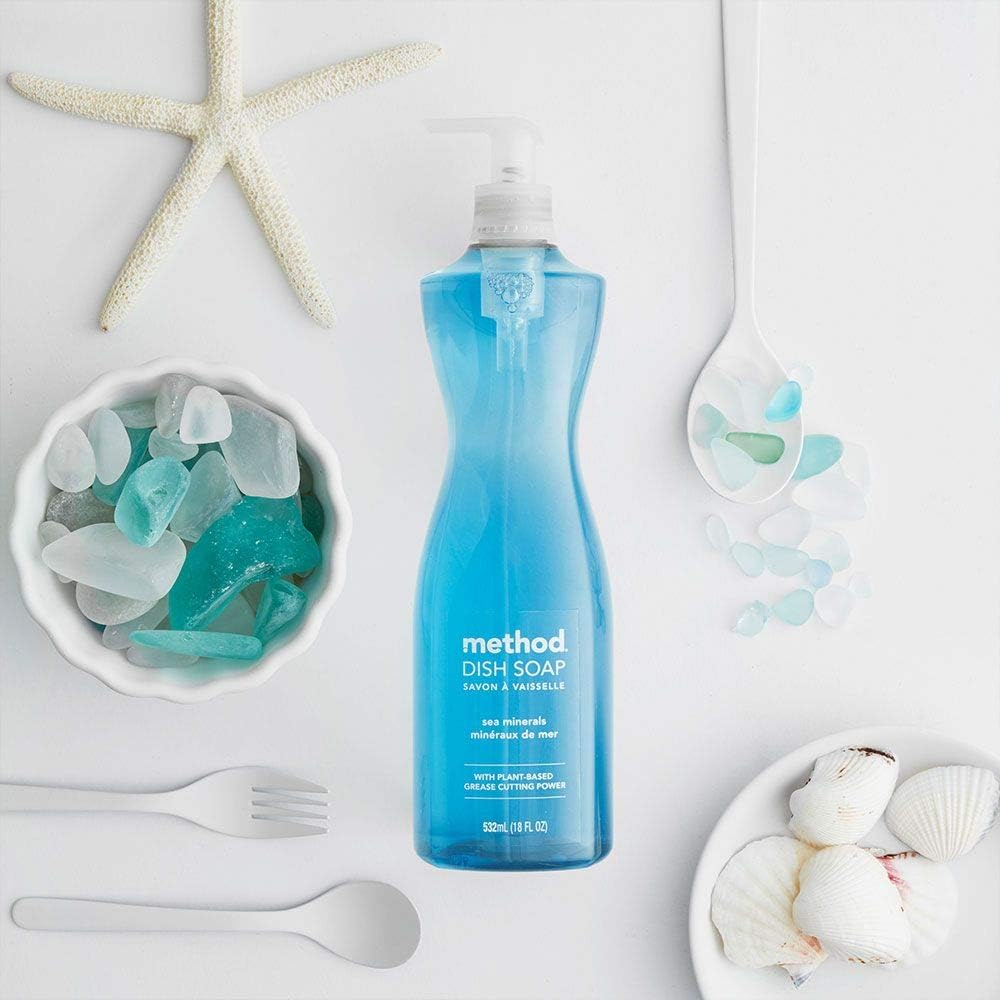 Botellas dispensadoras Method de jabón para trastes.