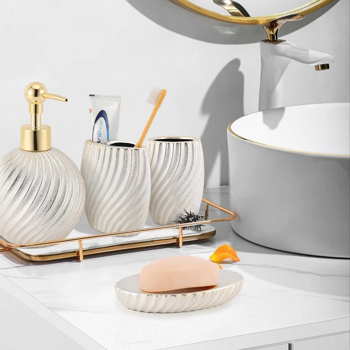 Vidalenta Juego de accesorios de baño, juego esencial de baño de cerámica de 4 piezas con soporte para cepillo de dientes, dispensador de jabón,