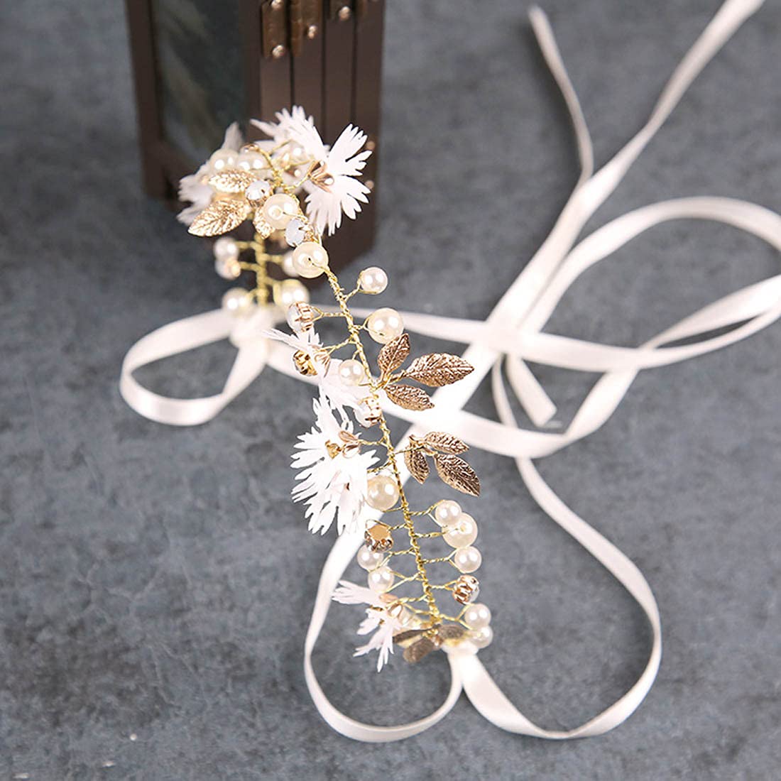 YoralCrea Diadema para niña de flores, diadema de cristal de princesa, corona de flores y perlas, accesorios para el cabello para fiesta de