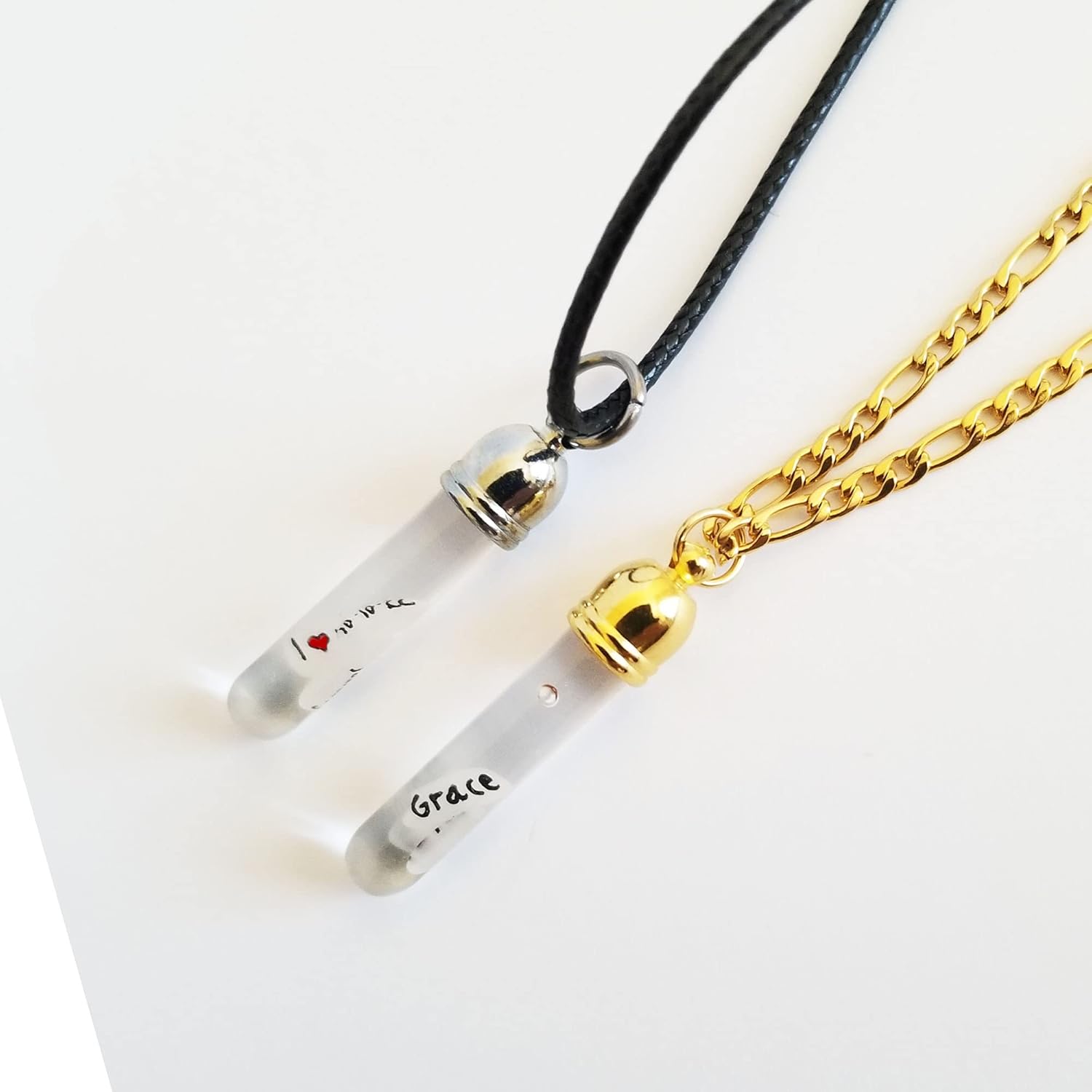 Name on a grain of rice necklace, keychain, your name written on a grain of rice, unique gift for Christmas gift.